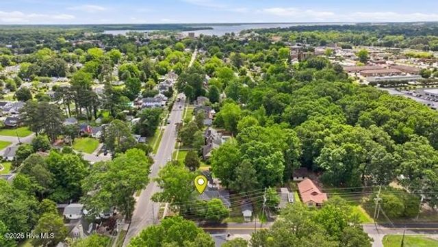 1105 W Church Street, Elizabeth City, NC 27909
