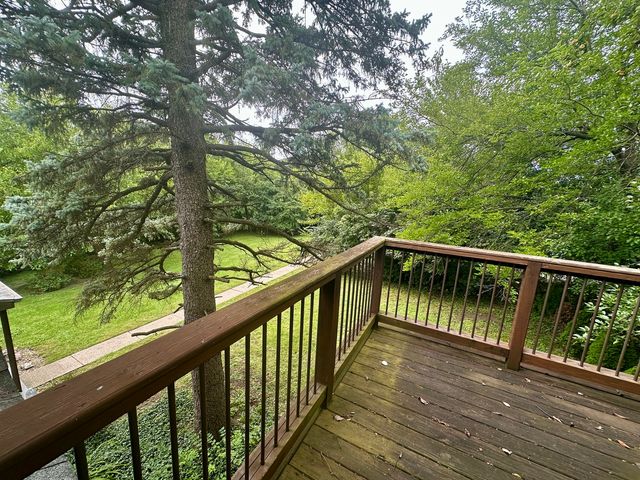 16W031 91ST Street, Burr Ridge, IL 60527