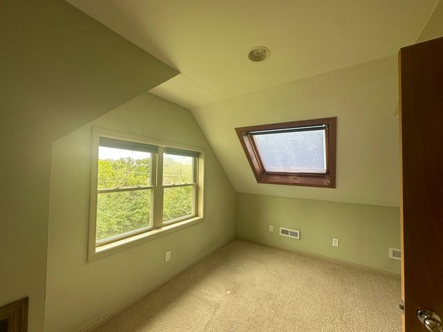 16W031 91ST Street, Burr Ridge, IL 60527