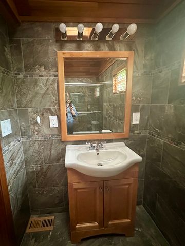 16W031 91ST Street, Burr Ridge, IL 60527