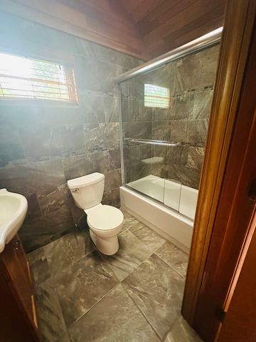 16W031 91ST Street, Burr Ridge, IL 60527