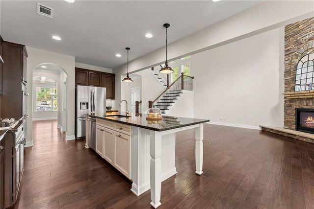 1648 Applecress Court, Hoschton, GA 30548