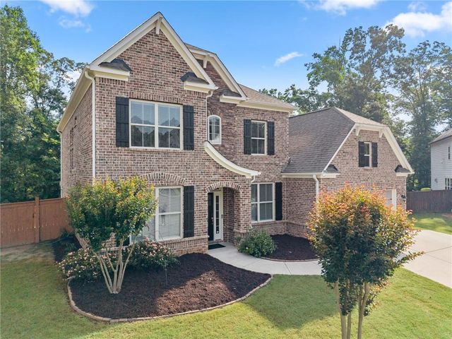 1648 Applecress Court, Hoschton, GA 30548