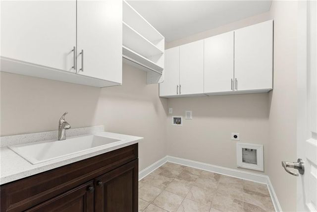 1648 Applecress Court, Hoschton, GA 30548