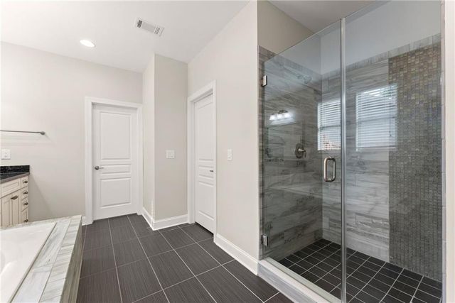 1648 Applecress Court, Hoschton, GA 30548