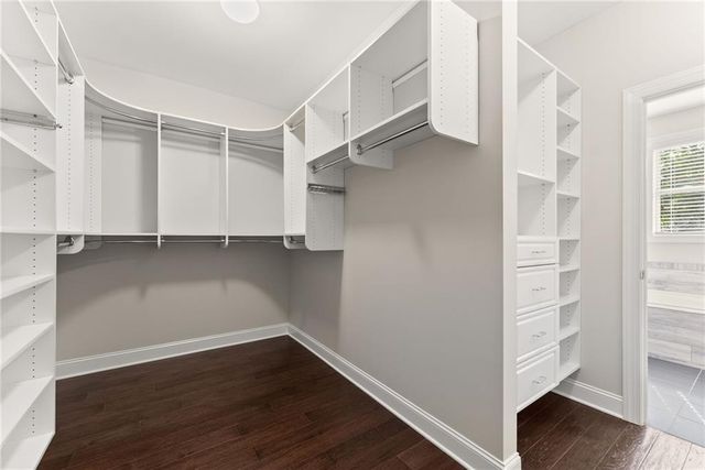 1648 Applecress Court, Hoschton, GA 30548