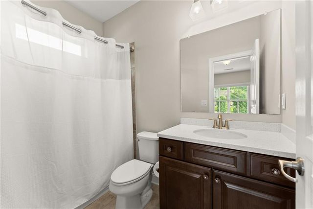 1648 Applecress Court, Hoschton, GA 30548