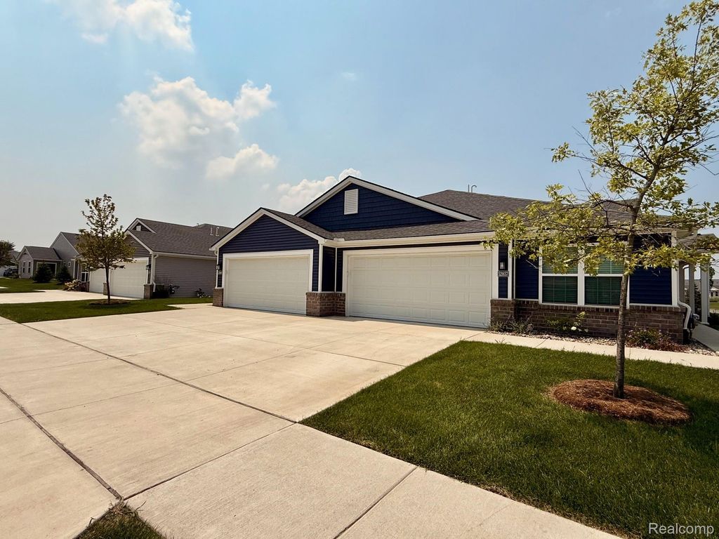 20930 Lyon 4, Macomb Township, MI 48042