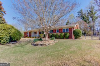3410 Maynard Circle, Gainesville, GA 30506