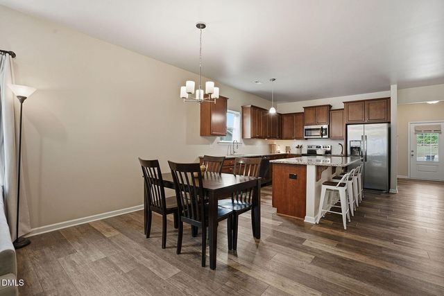 216 Clarendon View Court, Sanford, NC 27330