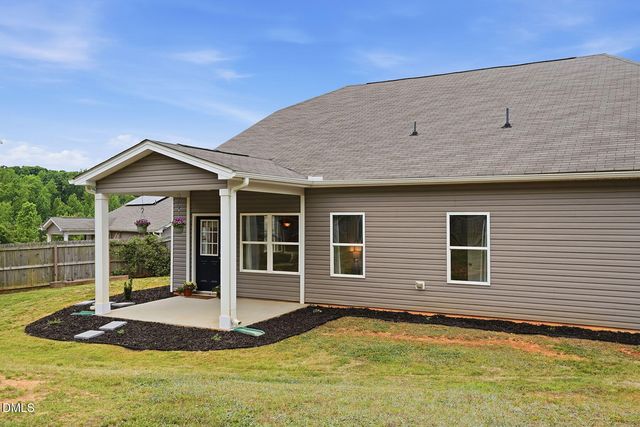 216 Clarendon View Court, Sanford, NC 27330