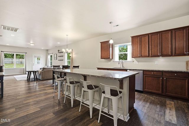 216 Clarendon View Court, Sanford, NC 27330