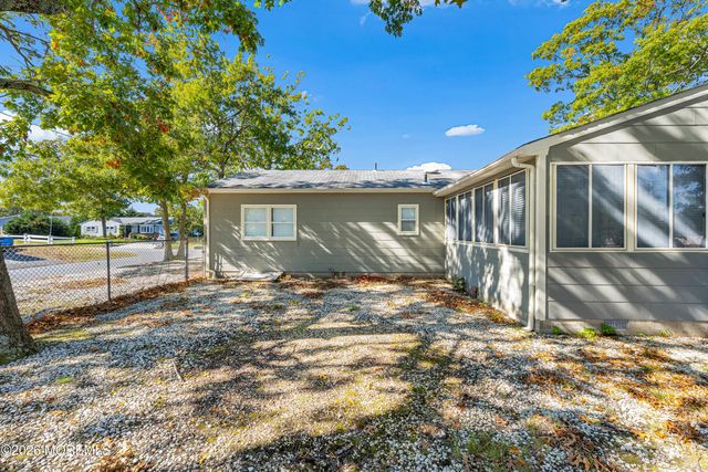 905 Kearny Avenue, Forked River, NJ 08731