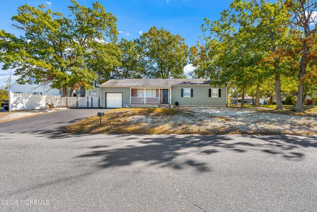 905 Kearny Avenue, Forked River, NJ 08731