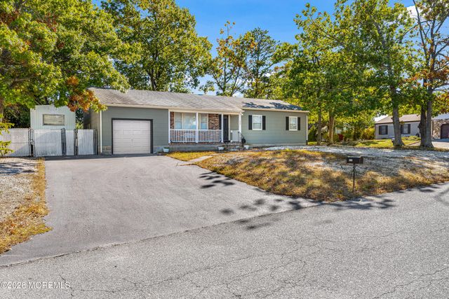 905 Kearny Avenue, Forked River, NJ 08731