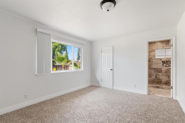 5167 E Dwight Way, Fresno, CA 93727