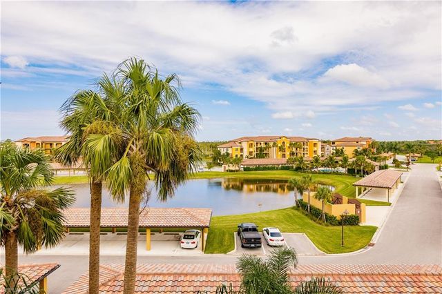 9826 Giaveno CIR # 1527, Naples, FL 34113