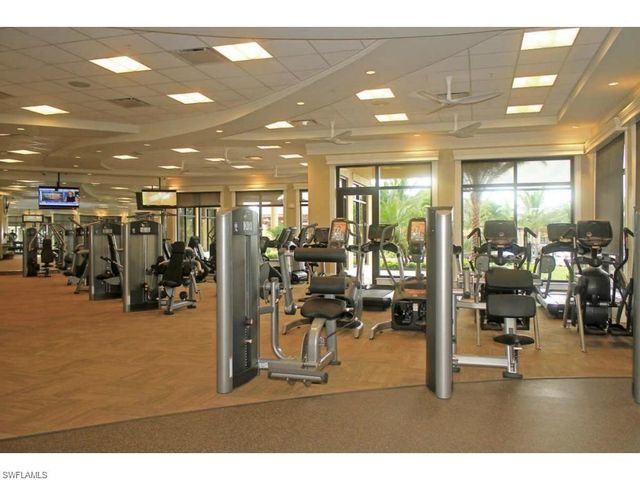 9826 Giaveno CIR # 1527, Naples, FL 34113