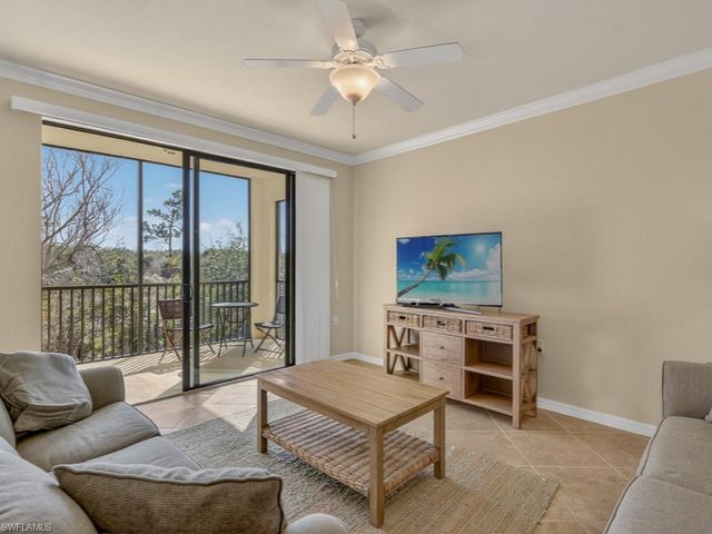 9826 Giaveno CIR # 1527, Naples, FL 34113