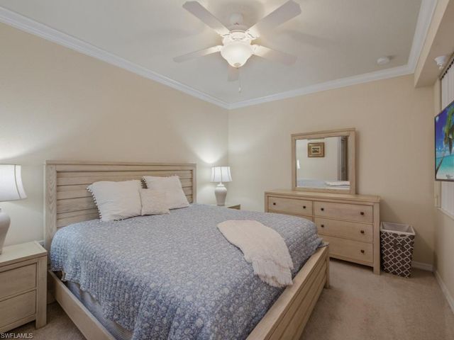 9826 Giaveno CIR # 1527, Naples, FL 34113