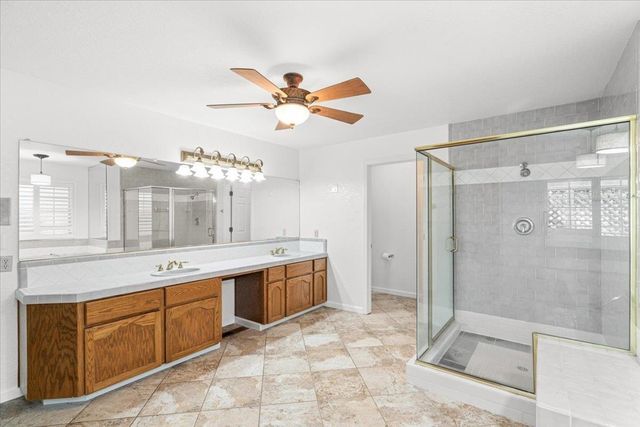 27000 S Hillview St, Tracy, CA 95304