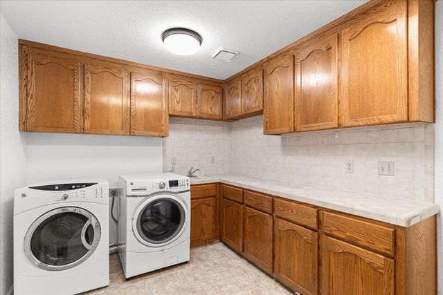 27000 S Hillview St, Tracy, CA 95304