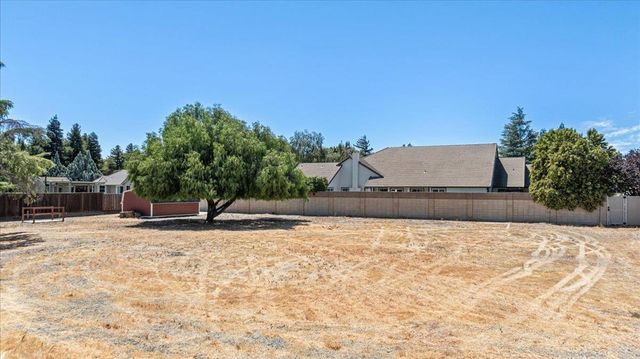 27000 S Hillview St, Tracy, CA 95304