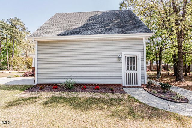 2200 Capstone Court, Rocky Mount, NC 27804