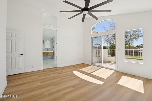 5953 W AURORA Drive, Glendale, AZ 85308