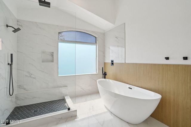 5953 W AURORA Drive, Glendale, AZ 85308