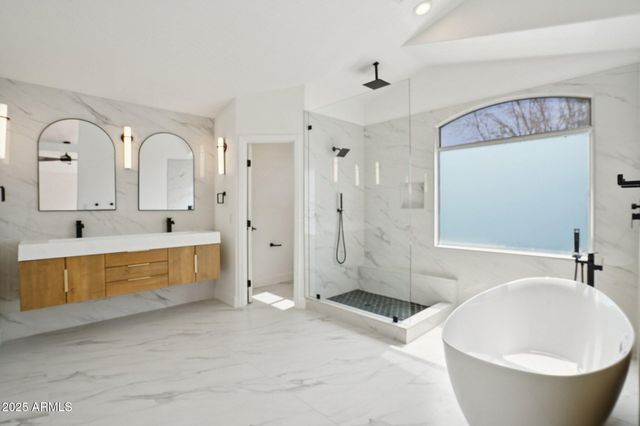 5953 W AURORA Drive, Glendale, AZ 85308