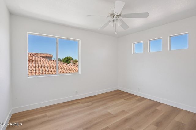 5953 W AURORA Drive, Glendale, AZ 85308