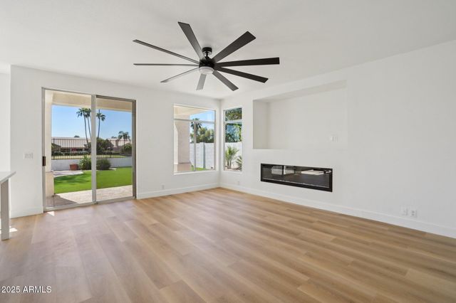 5953 W AURORA Drive, Glendale, AZ 85308