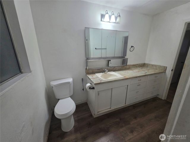 214 s 52nd Street, Tacoma, WA 98408