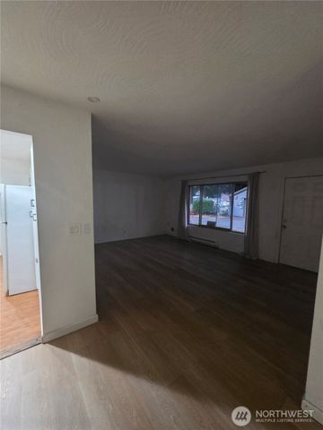 214 s 52nd Street, Tacoma, WA 98408