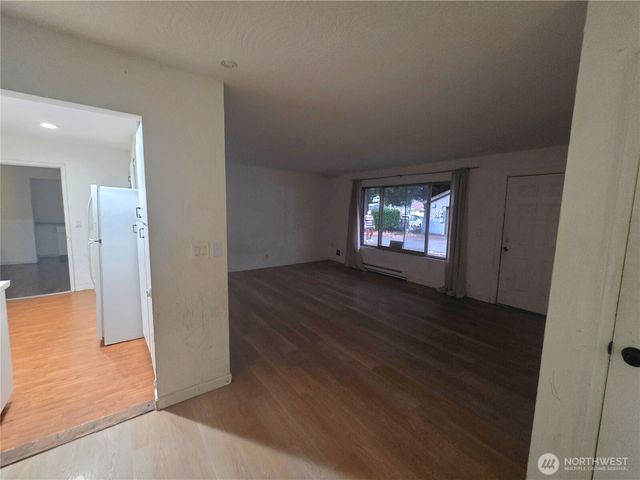 214 s 52nd Street, Tacoma, WA 98408