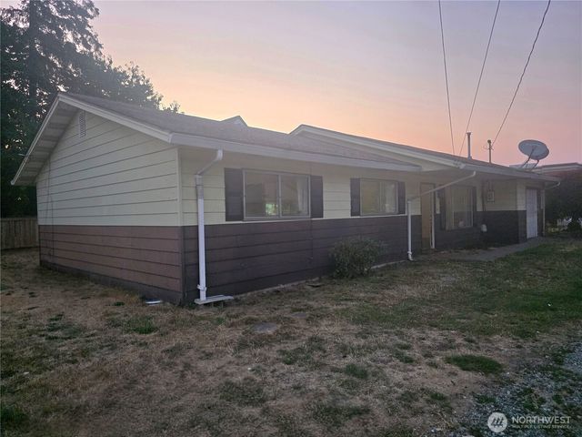 214 s 52nd Street, Tacoma, WA 98408