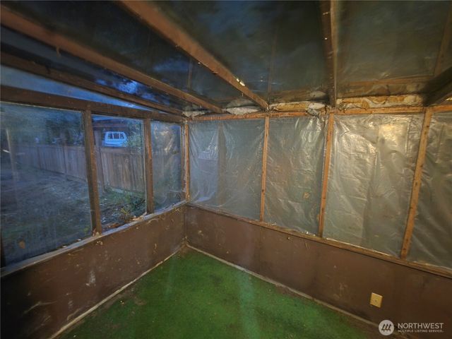 214 s 52nd Street, Tacoma, WA 98408