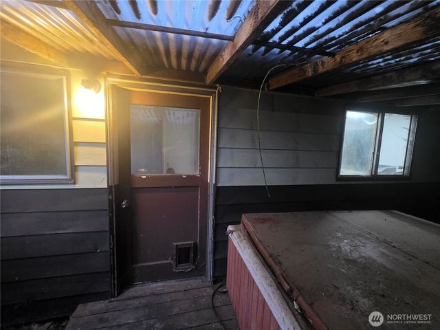 214 s 52nd Street, Tacoma, WA 98408