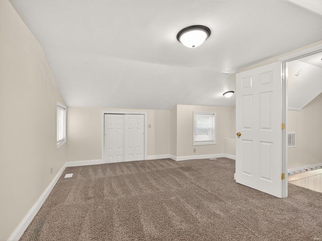 3918 Woodhill Drive, Fort Wayne, IN 46804