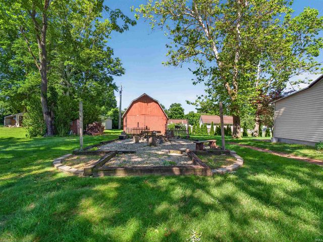 3918 Woodhill Drive, Fort Wayne, IN 46804
