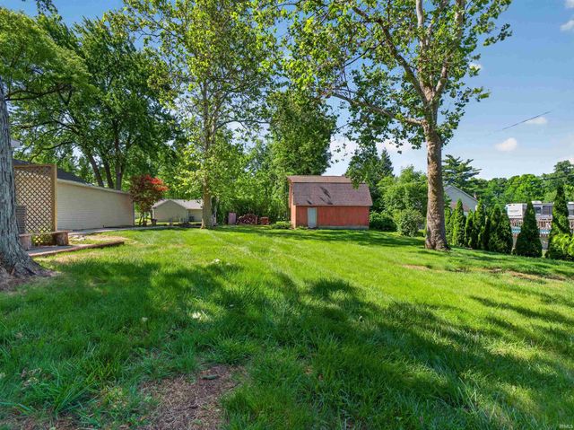 3918 Woodhill Drive, Fort Wayne, IN 46804