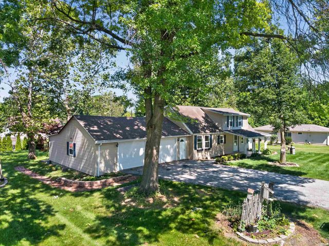 3918 Woodhill Drive, Fort Wayne, IN 46804