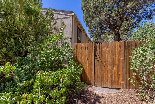 2185 WILDLIFE Trail, Overgaard, AZ 85933