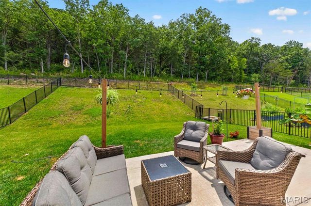 5024 Knotty Alder Drive, Imperial, MO 63052