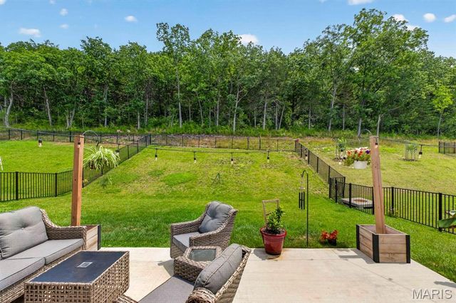 5024 Knotty Alder Drive, Imperial, MO 63052