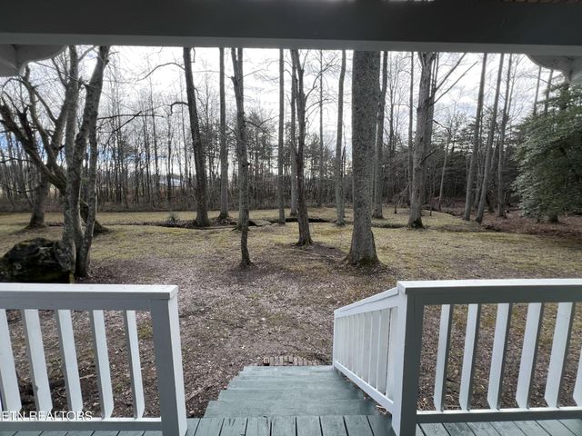 1028 Kennedy Rd, Jamestown, TN 38556