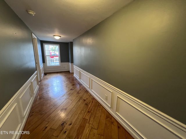 1028 Kennedy Rd, Jamestown, TN 38556