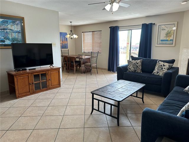 15425 Fortuna Bay Dr 207, Corpus Christi, TX 78418