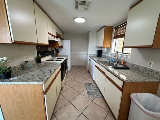 15425 Fortuna Bay Dr 207, Corpus Christi, TX 78418